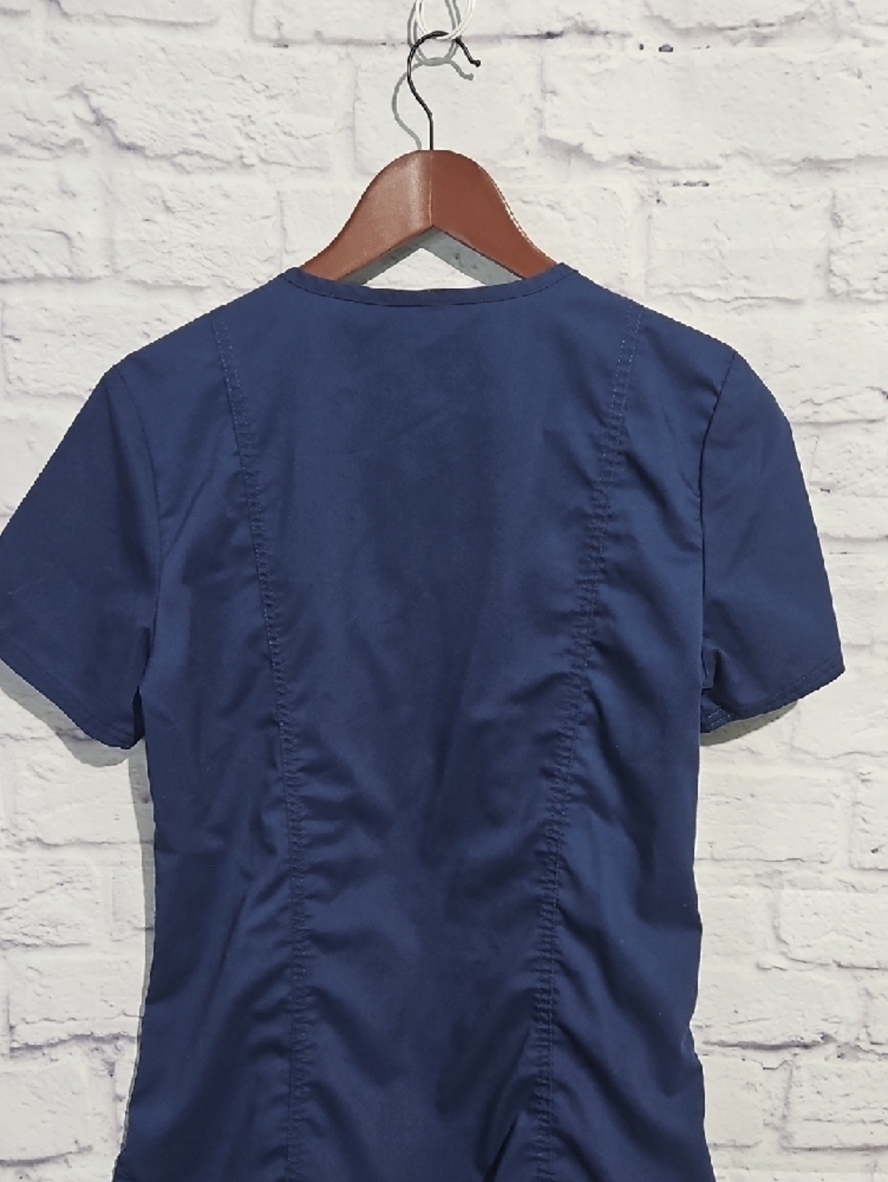 Cherokee Navy V-Neck Short Sleeve Scrub Top - Picture 4 of 4